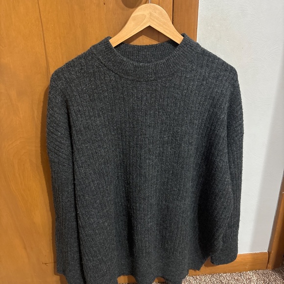Wool Sweater Size Small H&M Knit Oversized Gray Pullover - Picture 2 of 3